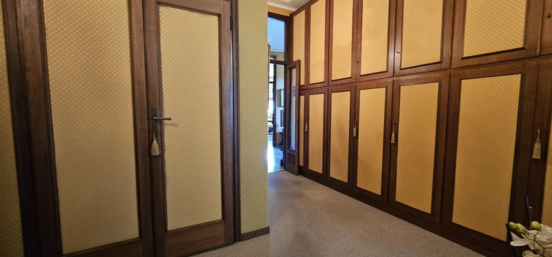 Splendida Villa di 9 Locali a Morbio Inferiore – Eleganza e Comfort in Vendita (7)