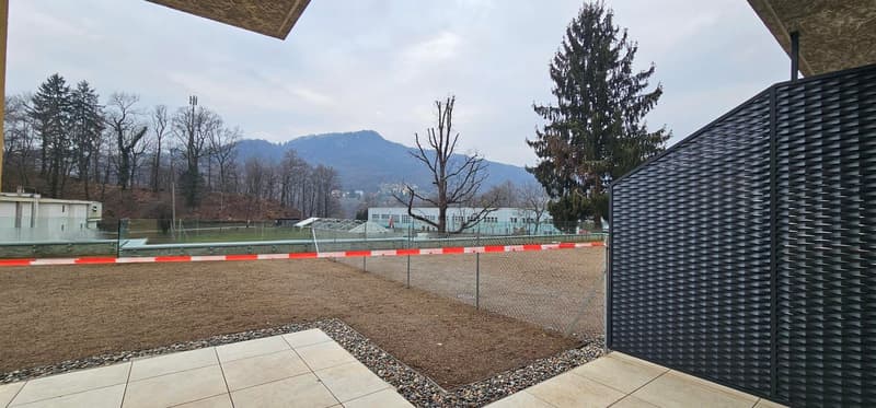 Moderno appartamento 2.5 locali con vista panoramica a Lugano (3)