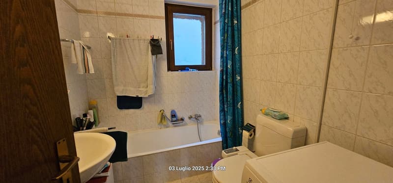 Accogliente appartamento di 3.5 locali a Cademario con piscina e vista panoramica (11)