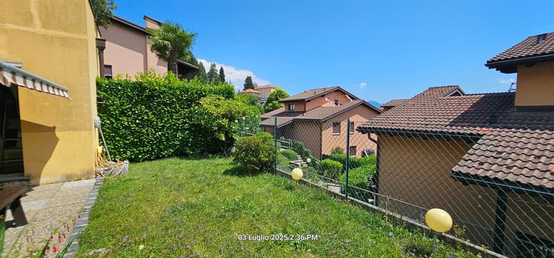 Accogliente appartamento di 3.5 locali a Cademario con piscina e vista panoramica (2)