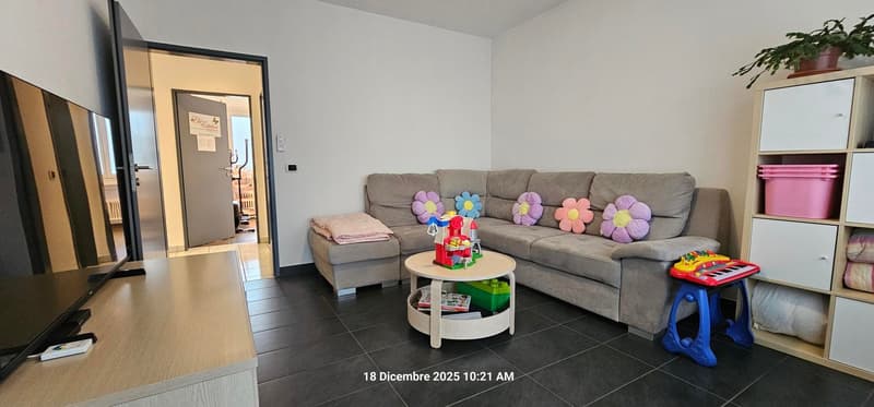 Elegante appartamento 5.5 locali con grandi spazi e zona tranquilla. (11)
