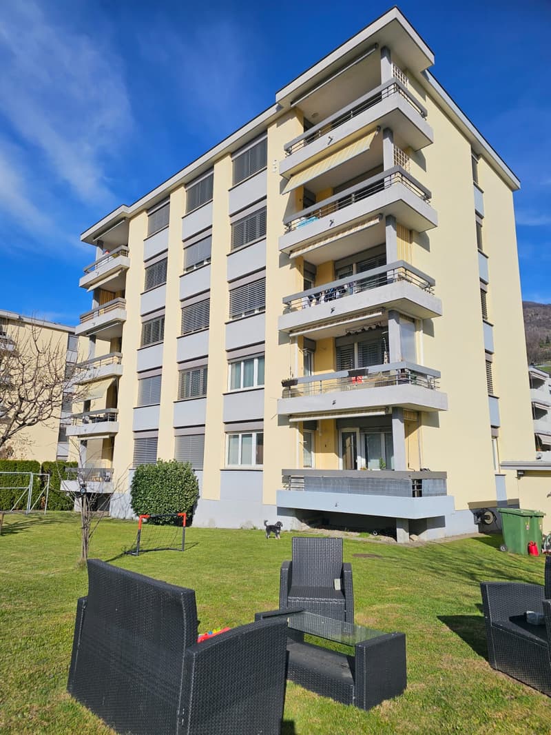 Elegante appartamento 5.5 locali con grandi spazi e zona tranquilla. (19)