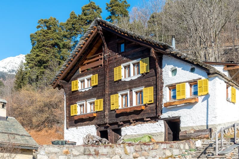 Wunderschönes Berghaus zum Verkauf (1)