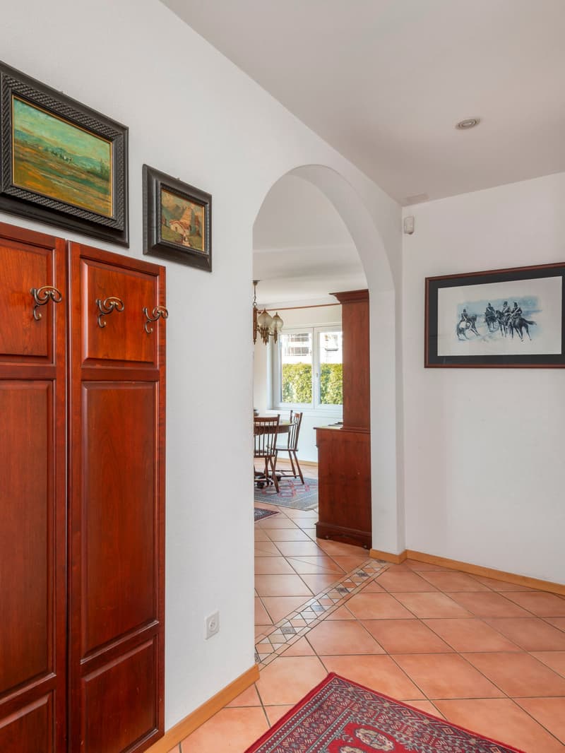Maison charmante avec grand jardin à vendre (5)
