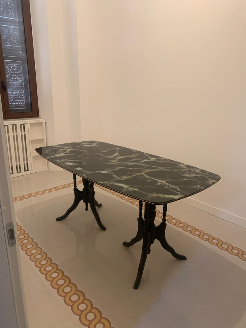 Villa de luxe rénovée avec jardin au cœur de Rome (30)