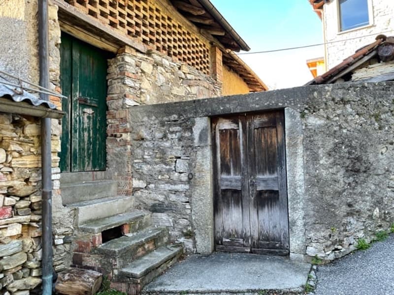 Baugrundstück + Tessiner Haus in Breggia Sagno (12)