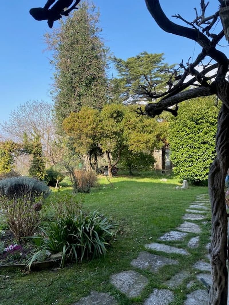 Großes Landhaus mit 1.000 m² Garten (14)