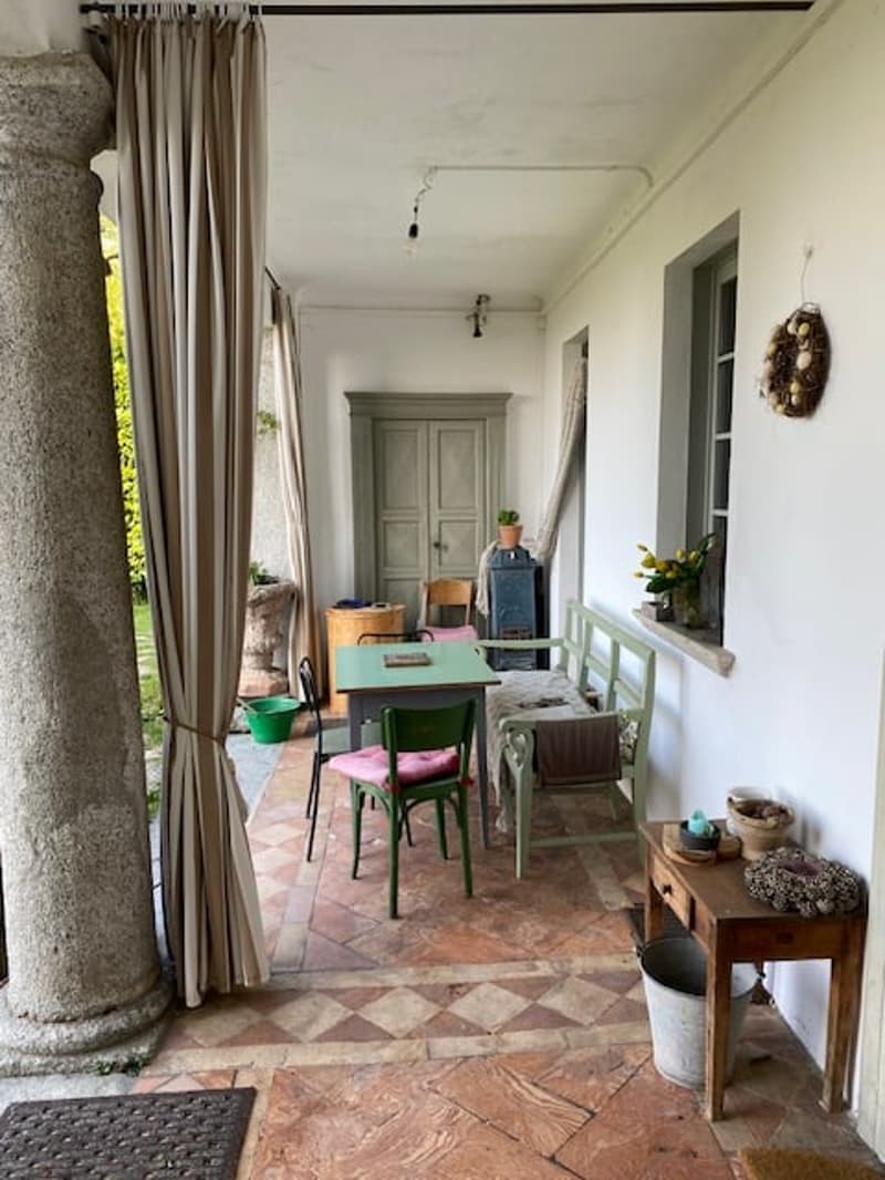 Grande casa d’epoca con giardino di mq 1.000 (13)
