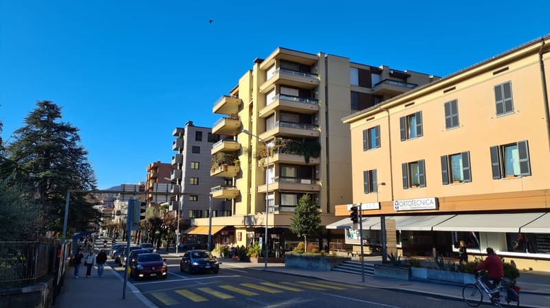 Posto auto DOPPIO in garage in viale Carlo Cattaneo 25 (2)