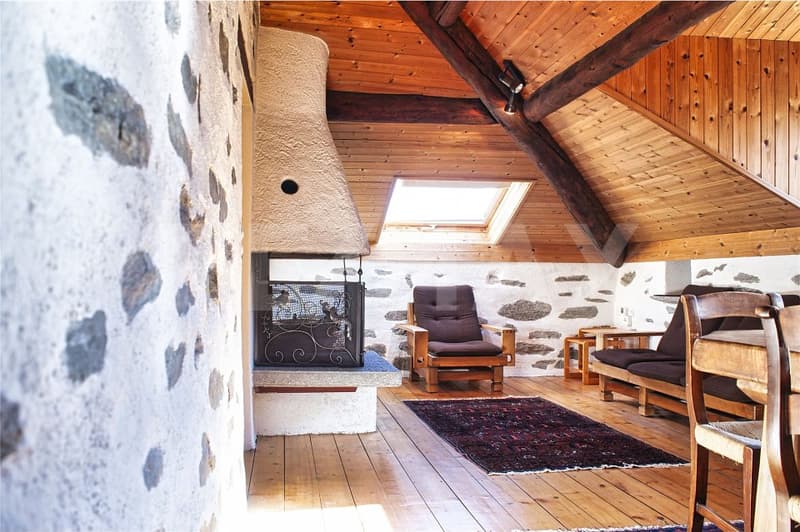 Casa con tre appartamenti (4)