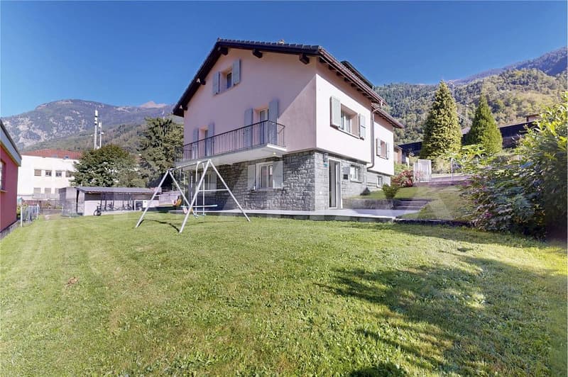 Casa con giardino a Faido (4)