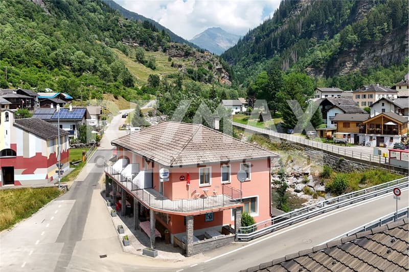 Motel con ristorante nel cuore della Val Calanca (Rossa, GR) (2)