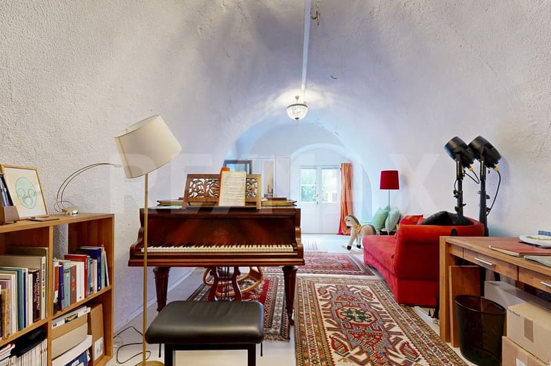 Casa in posizione verde e tranquilla (7)