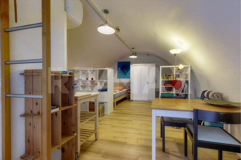Casa in posizione verde e tranquilla (8)
