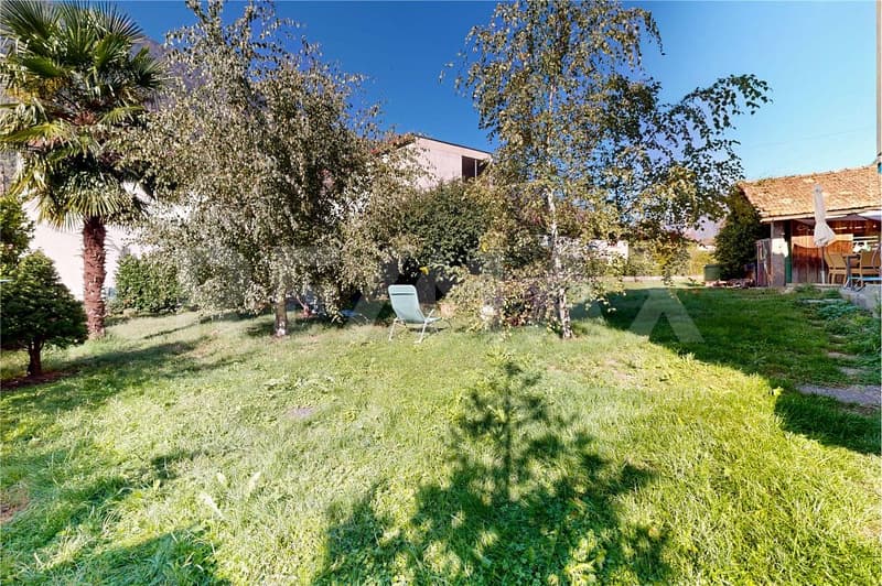 Casa con due appartamenti (4)