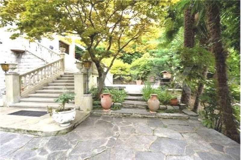 Villa de prestige avec parc et court de tennis (2)