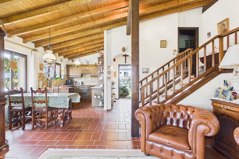Casa unifamiliare con vista lago a Brusino Arsizio (4)