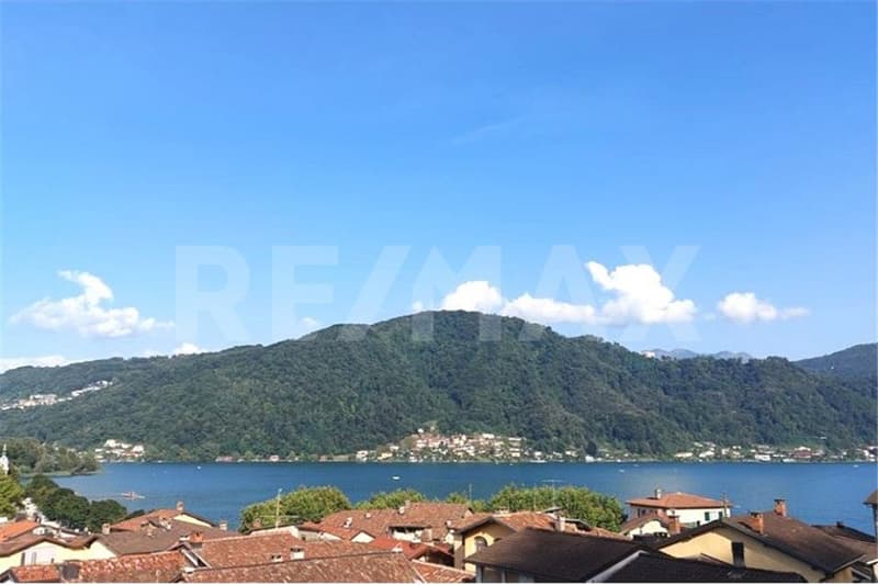 Building plot with beautiful lake and mountain view (5)
