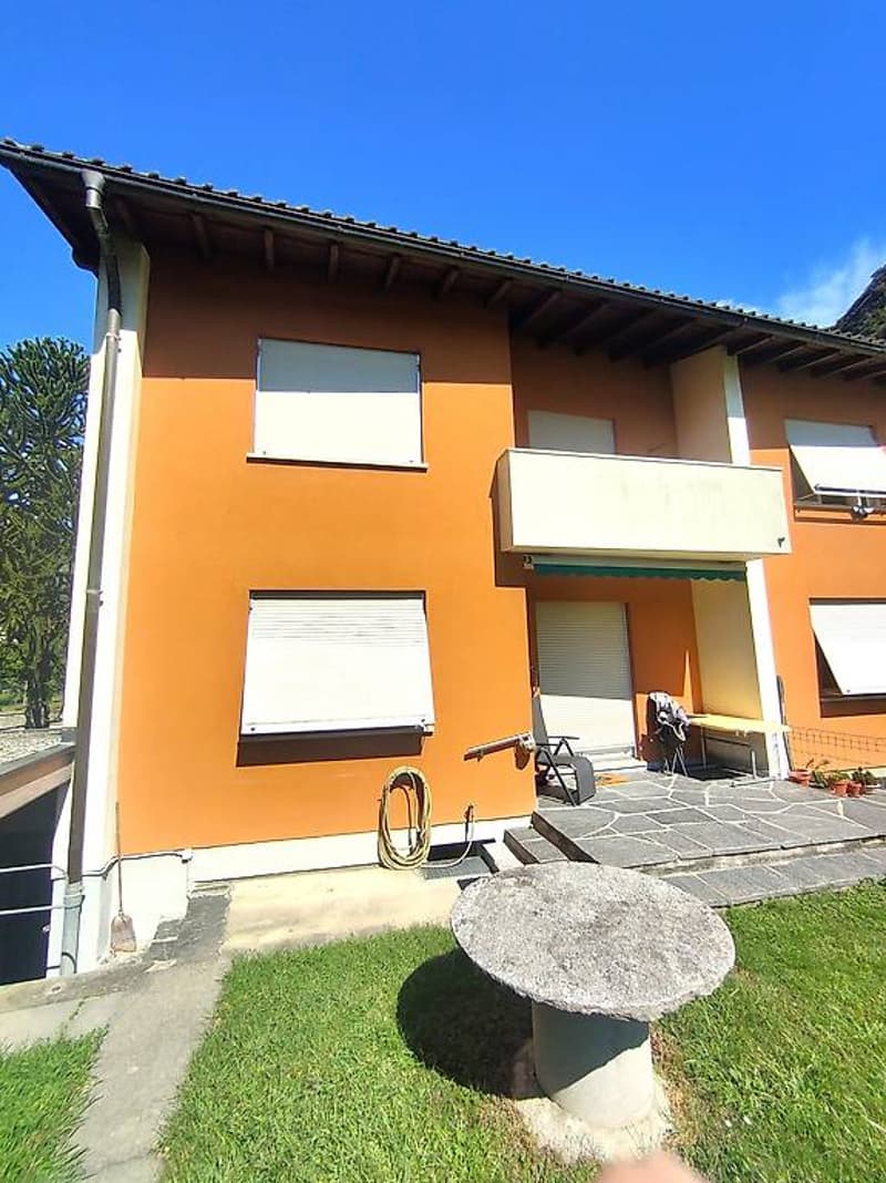 Detached house in a row in Biasca (3)