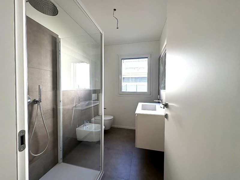 New 2.5-room apartments with garden in Camorino (10)