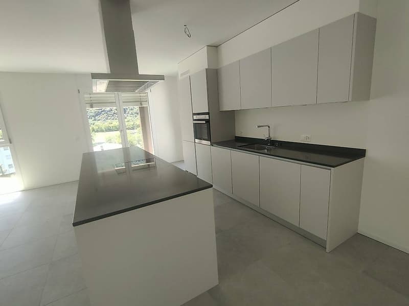 New 4.5-room apartment in Claro (11)