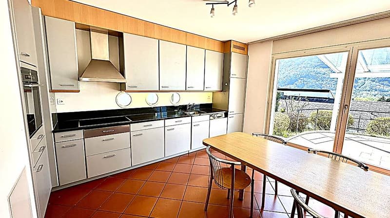 Single-family house in a quiet residential area in Claro (2)