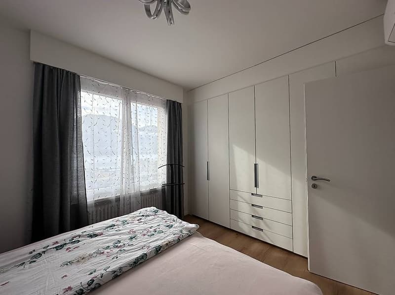 2 ½ möblierte Lokale mit Seeblick in Muralto (9)