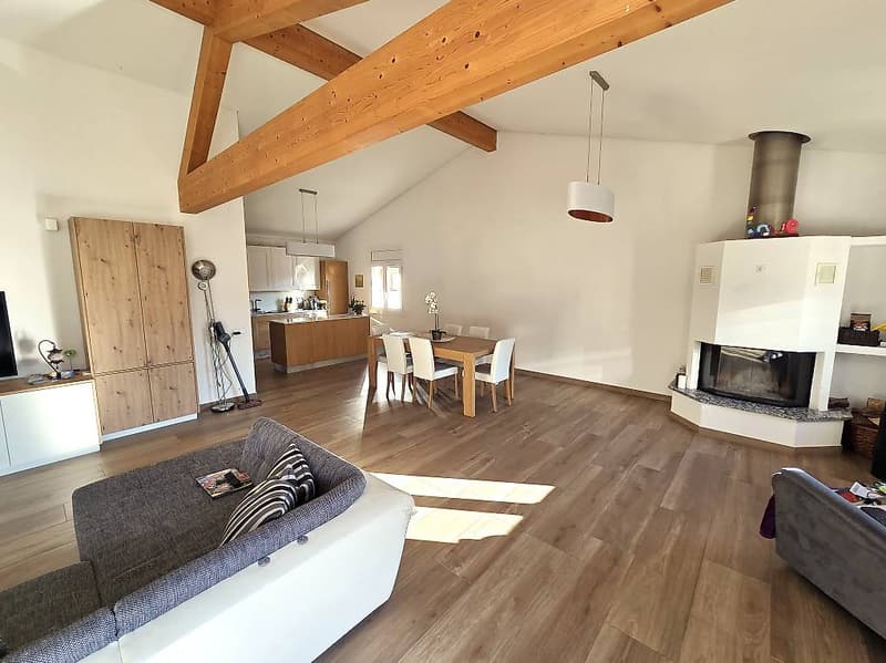 Magnificent 5.5-room attic in Castione (4)
