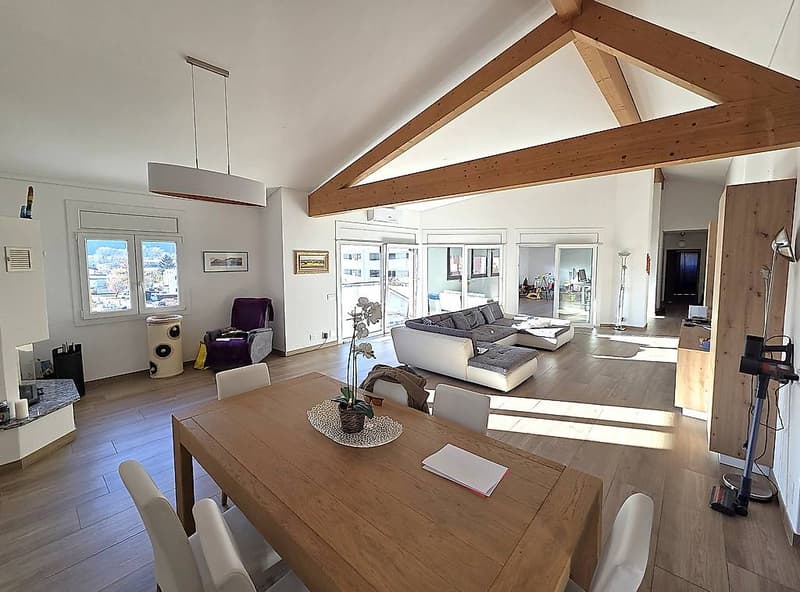 Magnificent 5.5-room attic in Castione (5)
