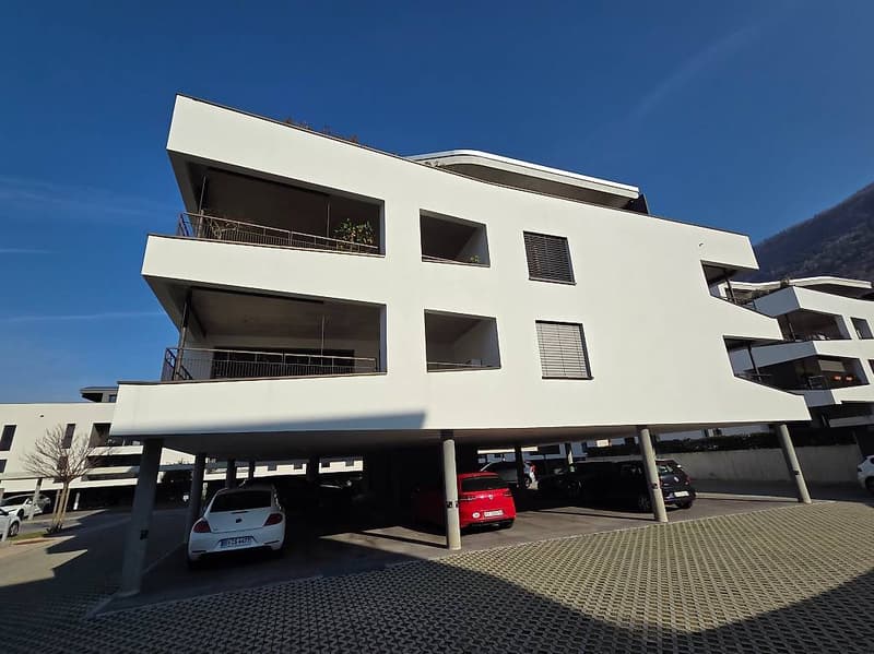 New 4-room apartment in Sant'Antonino (2)