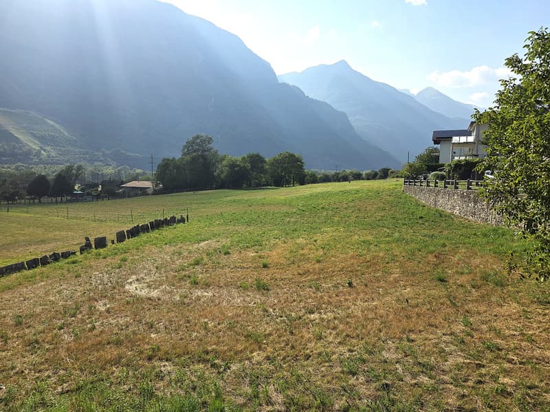 Terreno edificabile in zona Residenziale R3 a Claro (1)