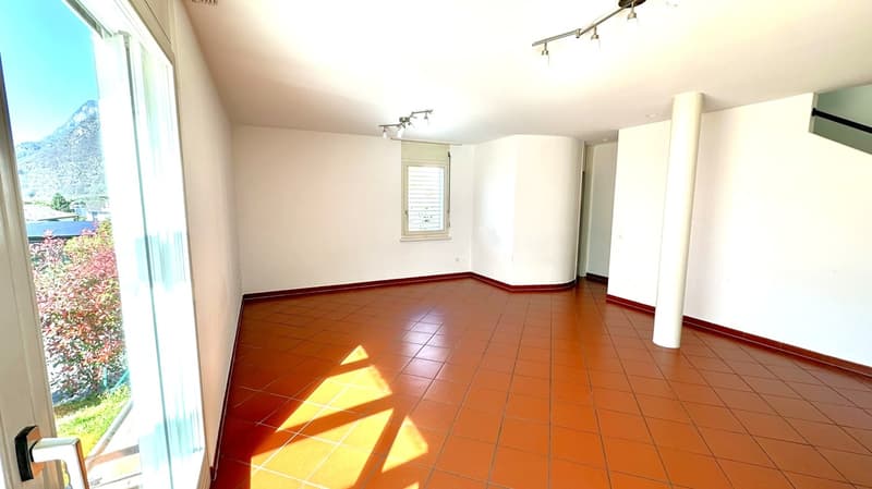 Casa unifamiliare in zona residenziale tranquilla (8)