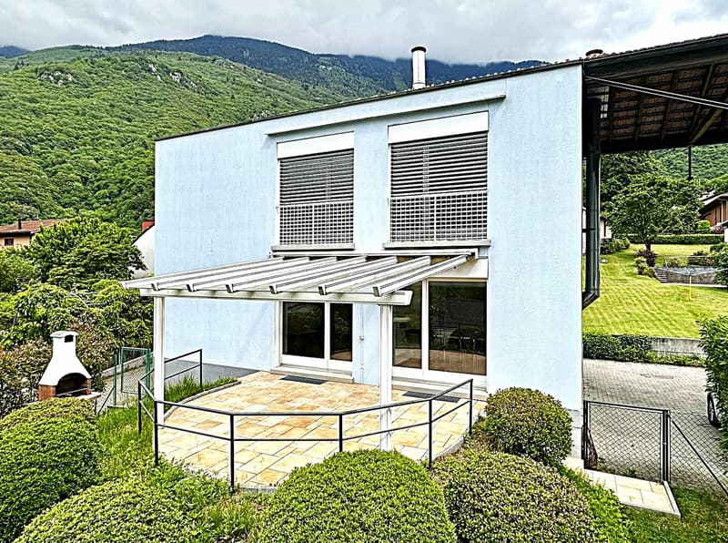 Casa unifamiliare in zona residenziale tranquilla (1)
