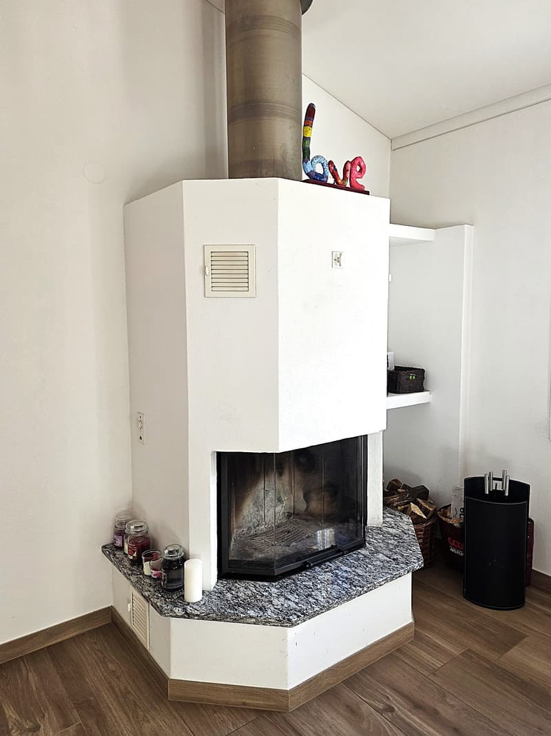 Splendido attico di 5.5 locali con piscina ad Arbedo-Castione (17)