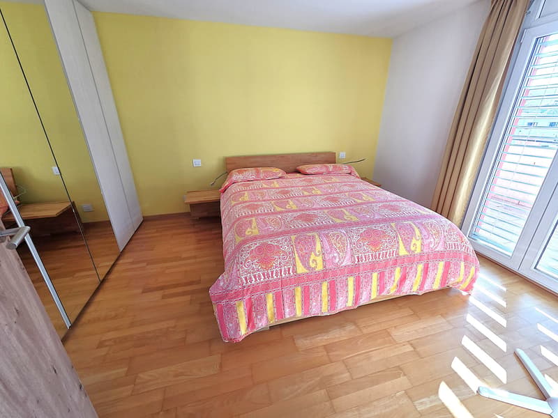 Splendido attico di 5.5 locali con piscina ad Arbedo-Castione (16)