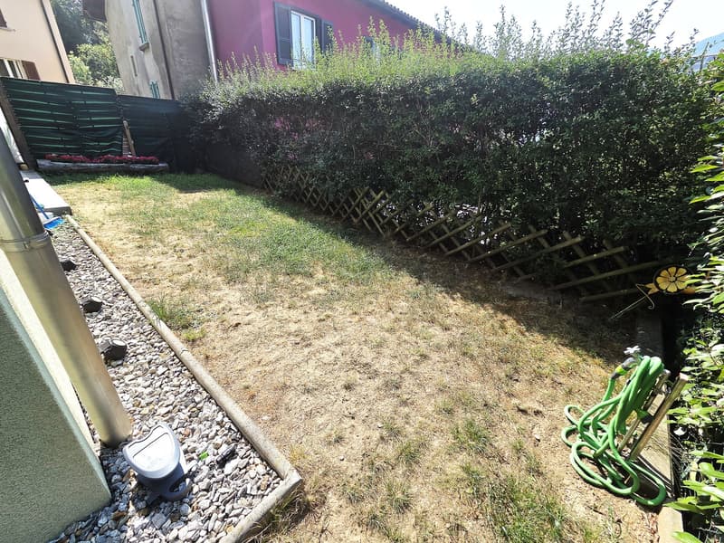 Appartamento di 3.5 locali con giardino a Camorino (5)