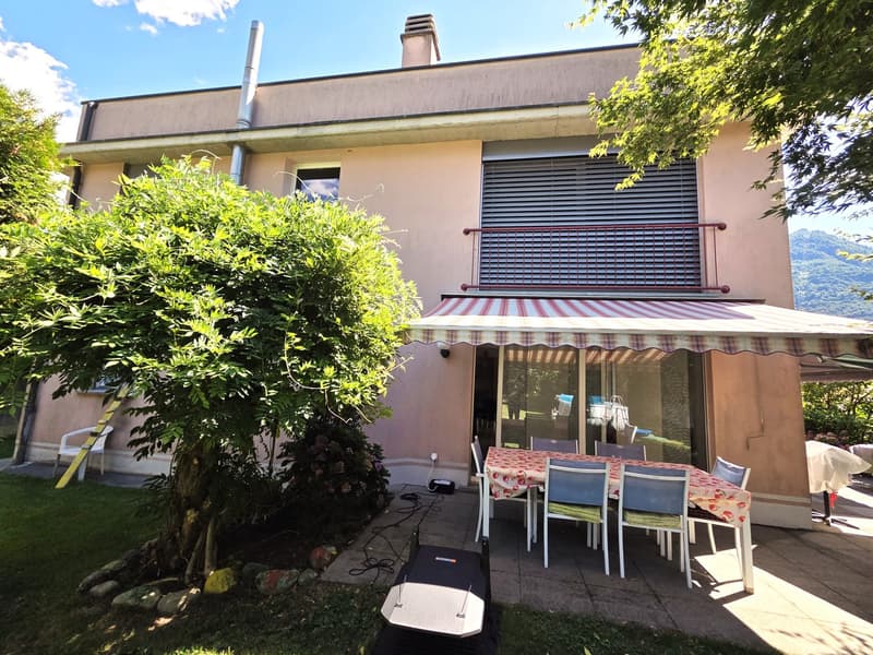 Spaziosa casa unifamiliare di 6 locali a Gorduno (3)