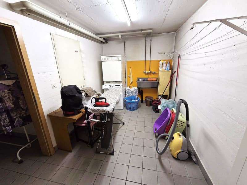 Spaziosa casa unifamiliare di 6 locali a Gorduno (11)