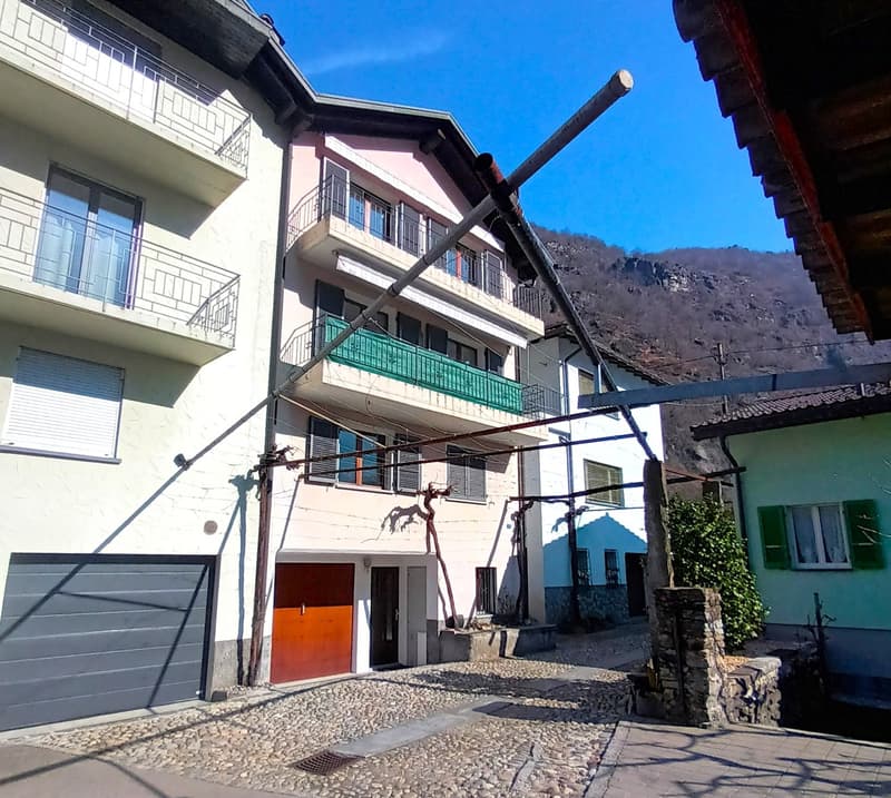 Casa plurifamiliare a reddito a Giornico (2)