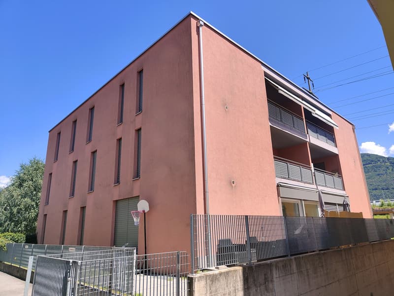 Appartamento 4 ½ locali, 2° e ultimo piano, zona residenziale Monte Carasso (2)