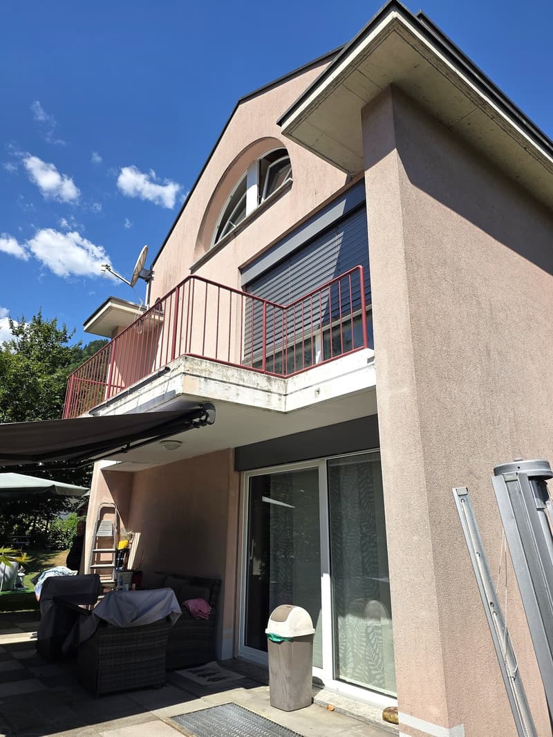Spacious single-family house with 6 rooms in Gorduno (2)
