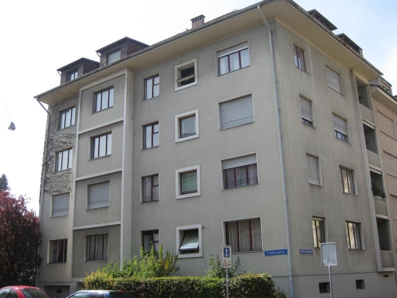 Mansardenzimmer in Basel (1)
