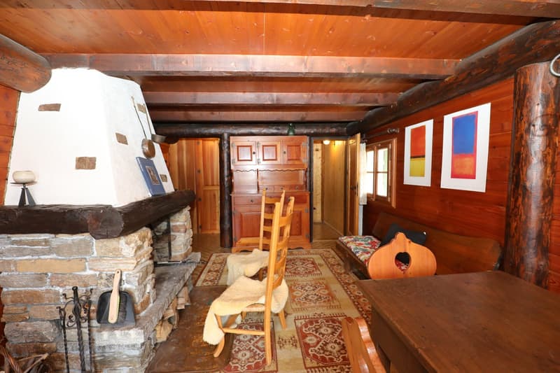 Bergidylle pur - rustikales Ferienhaus in der schönen Leventina mit herrlicher Weitsicht (8)