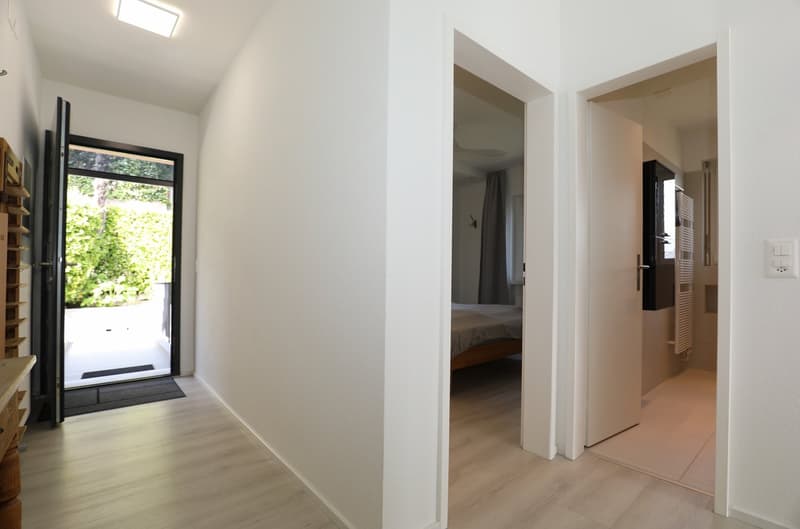 Appartement mansardé moderne 2.5 pièces avec vue de rêve à Orselina (12)