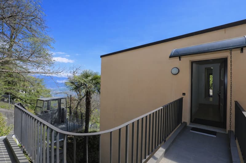 Appartement mansardé moderne 2.5 pièces avec vue de rêve à Orselina (13)