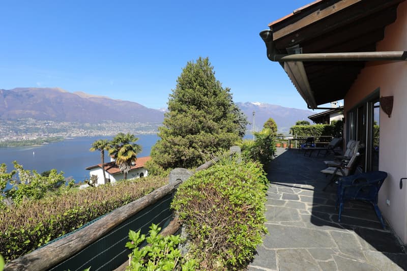 Bella casa unifamiliare/vacanza con piscina e vista sul Lago Maggiore (5)