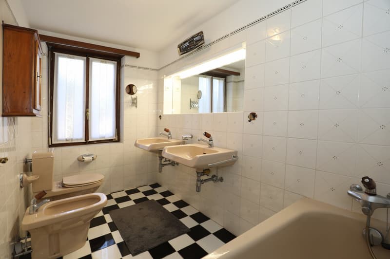 Bella casa unifamiliare/vacanza con piscina e vista sul Lago Maggiore (12)