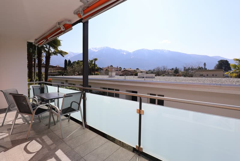 4.5-room apartment with large balcony and garage (2)