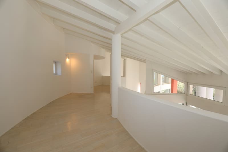 Architecturally exclusive villa with panoramic views in Luganese (11)