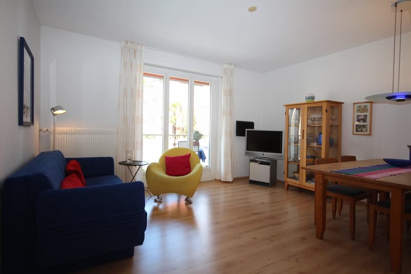 Delizioso appartamento di 2,5 locali con balcone e vista montagna ad Ascona (5)